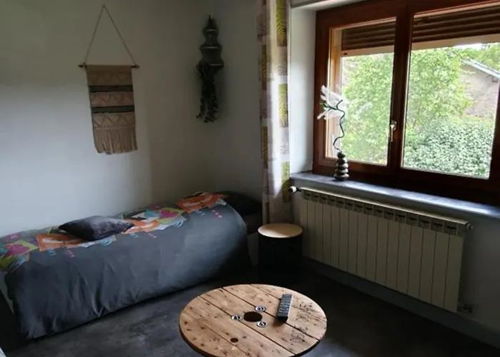 Ideal Au Calme ! * Hadol